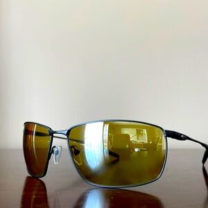 Costa - Turret - EUC - 580p